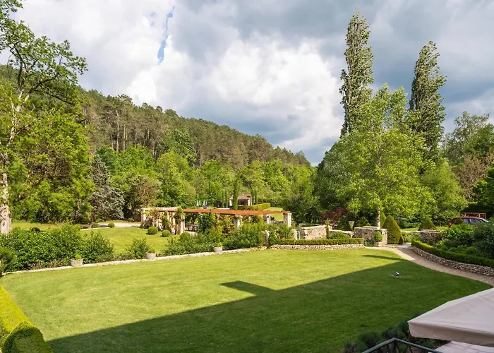 Βίλα Chateau Forge Du Roy Mauzens-et-Miremont